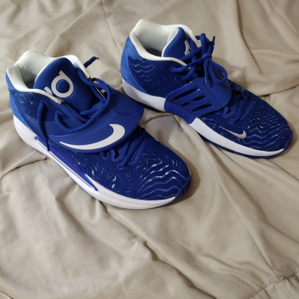 KD Nike size 10